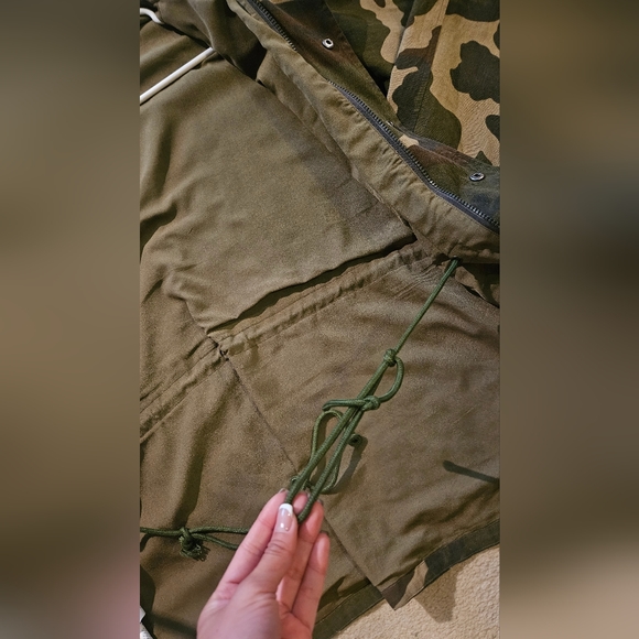 [SOLD] Mistress Rocks Jump Up Camouflage Oversized Jacket XS - Picture 7 of 7